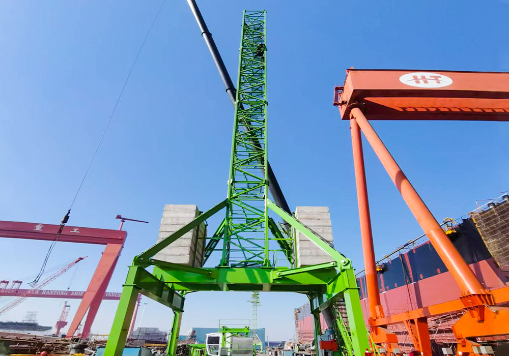 モバイルタワークレーン